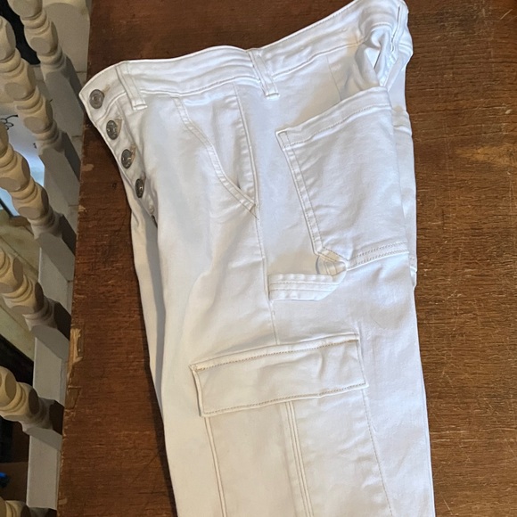 American Eagle O Nxt Level Stretch Super HR White Cargo Pants • Painter/Ut Style - Picture 6 of 7